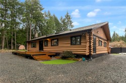 1620 Matterson Rd  Errington, BC V0R 1V0