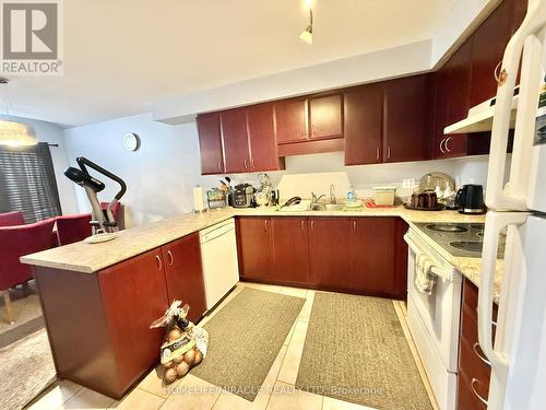 22 Madeleine Street, Kitchener, ON - Indoor Photo Showing Kitchen