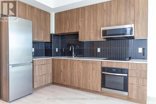 537 - 2501 Saw Whet Boulevard, Oakville, ON - Indoor