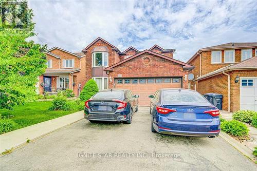 3203 Dovetail Mews, Mississauga, ON - Outdoor With Facade