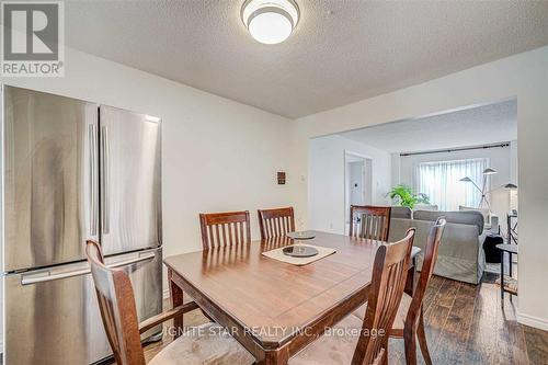3203 Dovetail Mews, Mississauga, ON - Indoor Photo Showing Dining Room