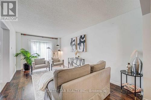 3203 Dovetail Mews, Mississauga, ON - Indoor