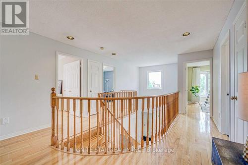 3203 Dovetail Mews, Mississauga, ON - Indoor Photo Showing Other Room