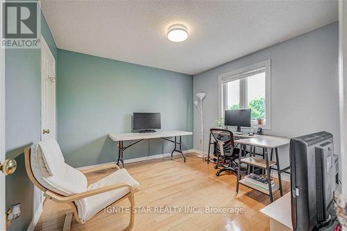 3203 Dovetail Mews, Mississauga, ON - Indoor