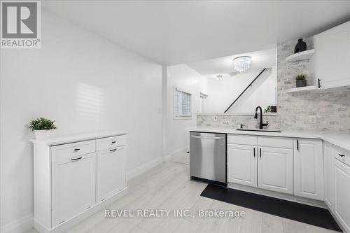 39 Division Street, Hamilton, ON - Indoor