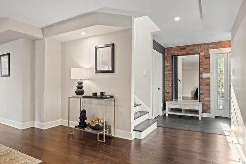 Hall d'entrée/Vestibule - 520 Rue Main, Hudson, QC - Indoor Photo Showing Other Room