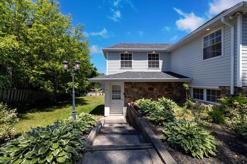 Façade - 520 Rue Main, Hudson, QC - Outdoor