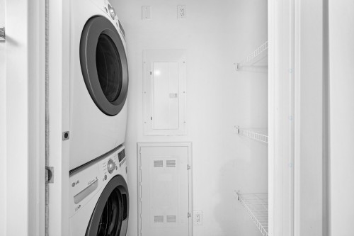 Laundry room - 405-1211 Rue Drummond, Montréal (Ville-Marie), QC - Indoor Photo Showing Laundry Room