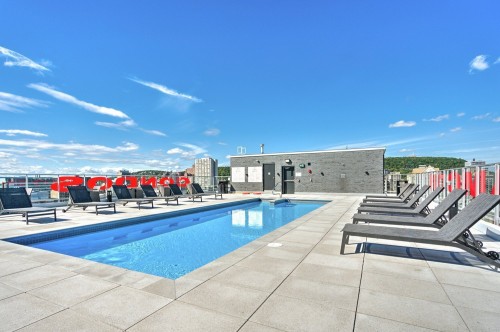 Pool - 405-1211 Rue Drummond, Montréal (Ville-Marie), QC - Outdoor With In Ground Pool