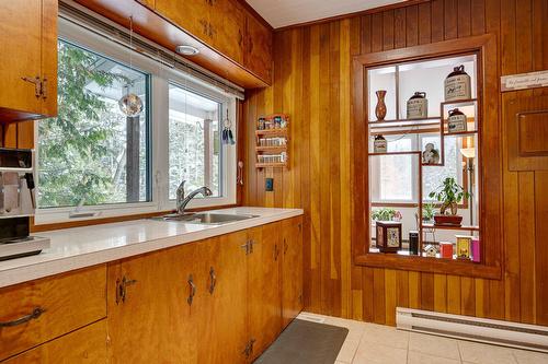 Cuisine - 931 Ch. Des Cèdres, Sainte-Adèle, QC - Indoor Photo Showing Kitchen With Double Sink