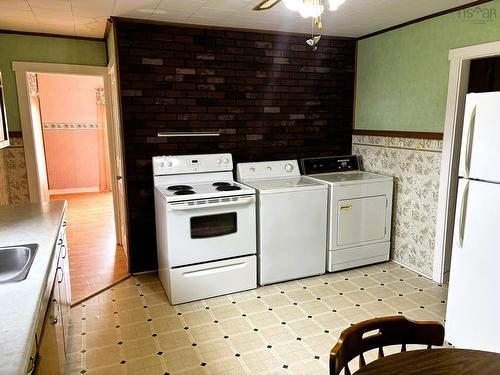 8931 Hwy#209 Highway, Fox River, NS 