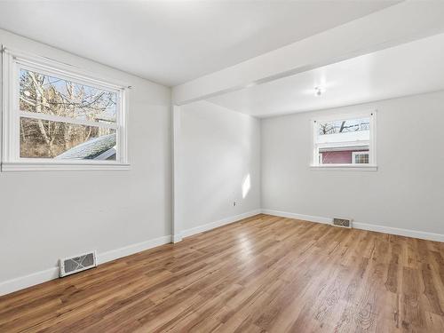 13 Franklyn Street, Dartmouth, NS 