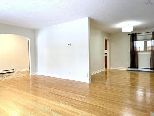 27 Regent Street, Amherst, NS 