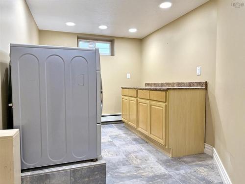 27 Regent Street, Amherst, NS 