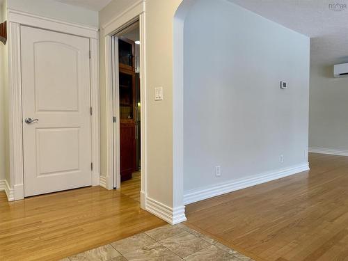 27 Regent Street, Amherst, NS 