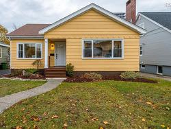 3162 Romans Avenue  Halifax, NS B3L 3W9