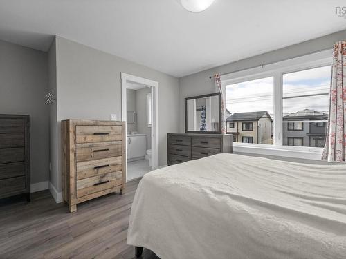 182 Titanium Crescent, Halifax, NS 