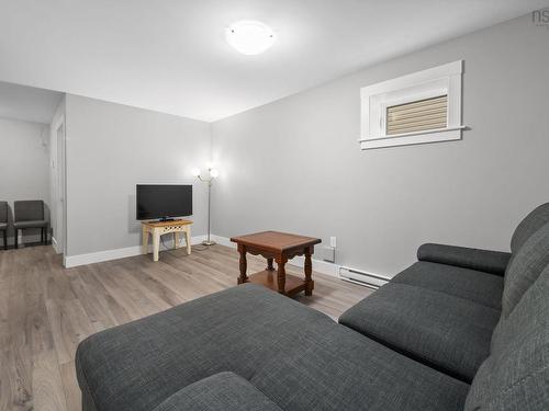 182 Titanium Crescent, Halifax, NS 