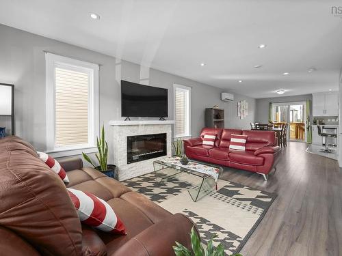 182 Titanium Crescent, Halifax, NS 