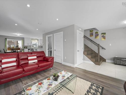 182 Titanium Crescent, Halifax, NS 