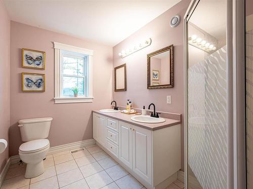 35 Granter Road, Bedford, NS 