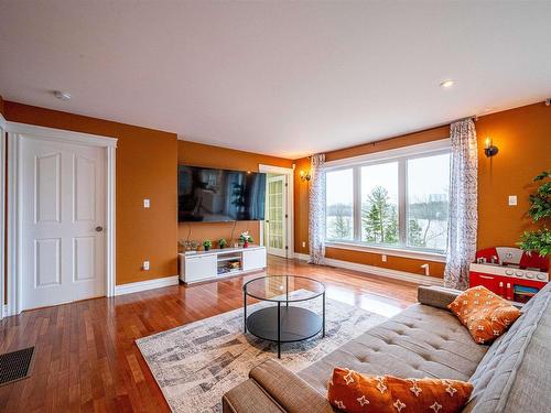 35 Granter Road, Bedford, NS 