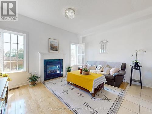 50 VERSAILLES CRESCENT  Brampton, ON L6P 3J9