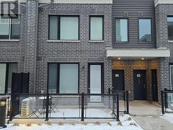 18 - 3476 WIDDICOMBE WAY  Mississauga, ON L5L 0B8