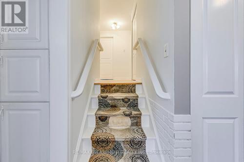 664 Geneva Park Drive, Burlington, ON - Indoor Photo Showing Other Room