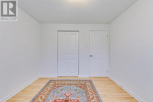 664 Geneva Park Drive, Burlington, ON - Indoor Photo Showing Other Room