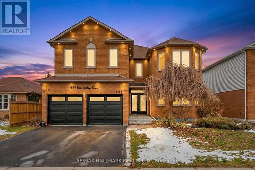 981 DEER VALLEY DRIVE  Oshawa, ON L1J 8N2