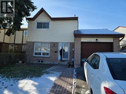 121 PURVIS CRESCENT  Toronto, ON M1B 1H8