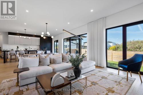 3455 Grand Oak Crossing, London South (South V), ON - Indoor Photo Showing Living Room