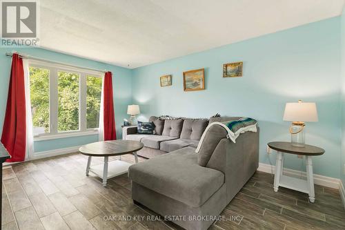 6 Weymouth Drive, London East (East I), ON - Indoor Photo Showing Living Room