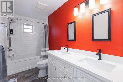 6 Weymouth Drive, London East (East I), ON - Indoor Photo Showing Bathroom
