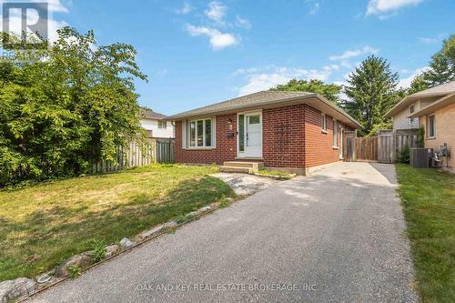 6 Weymouth Drive, London East (East I), ON - Outdoor