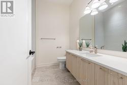 4pc Bathroom - Main Floor - 