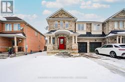 73 STARR CRESCENT  Aurora, ON L4G 7X3