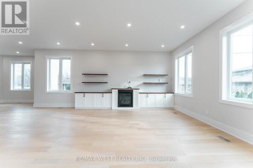 185 Riverview Boulevard, St. Catharines, ON - Indoor