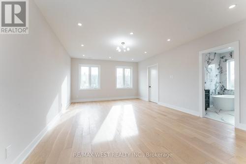 185 Riverview Boulevard, St. Catharines, ON - Indoor Photo Showing Other Room