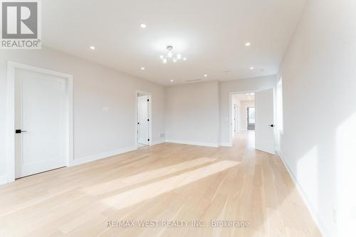 185 Riverview Boulevard, St. Catharines, ON - Indoor Photo Showing Other Room