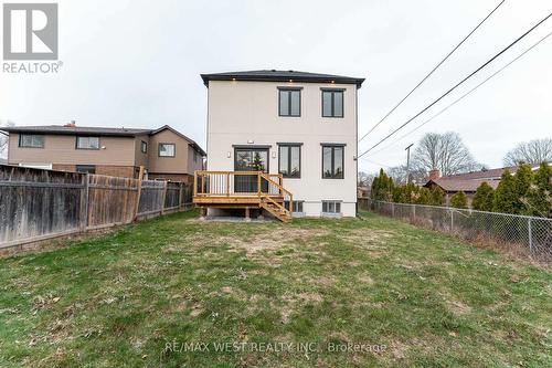 185 Riverview Boulevard, St. Catharines, ON - Outdoor With Deck Patio Veranda
