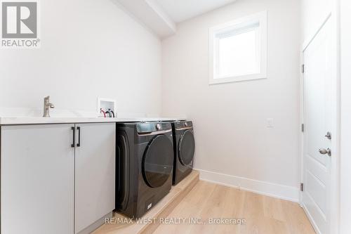 185 Riverview Boulevard, St. Catharines, ON - Indoor Photo Showing Laundry Room