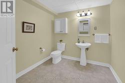 Downstairs bathroom - 