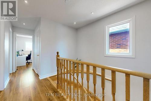 851 Clemens Crescent, Mississauga, ON - Indoor Photo Showing Other Room