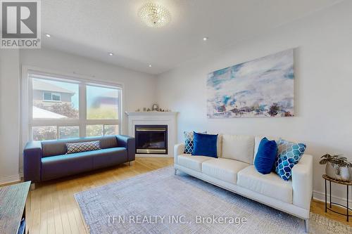 851 Clemens Crescent, Mississauga, ON - Indoor Photo Showing Living Room With Fireplace
