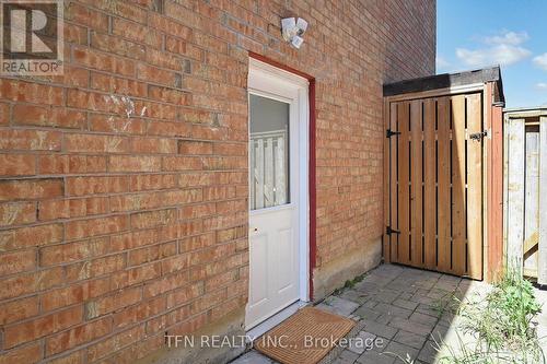 851 Clemens Crescent, Mississauga, ON - Outdoor With Exterior