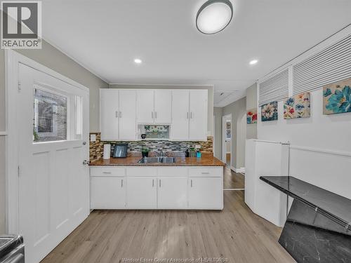 683 Stanley, Windsor, ON - Indoor Photo Showing Kitchen
