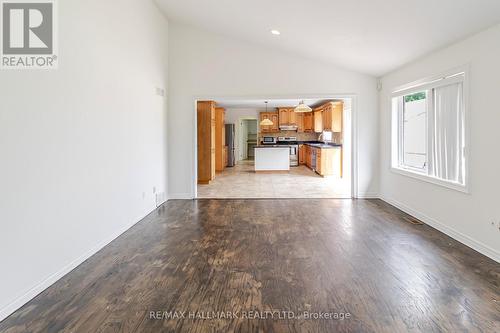 138 Colbeck Drive, Welland, ON - Indoor Photo Showing Other Room
