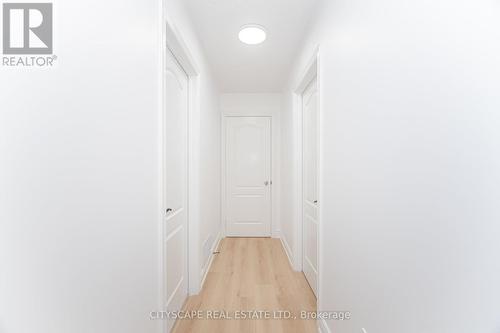 5843 Prairie Circle, Mississauga, ON - Indoor Photo Showing Other Room